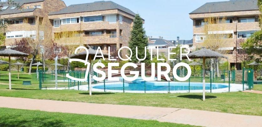 Exterior view of Flat to rent in Majadahonda  with Air Conditioner, Heating and Terrace