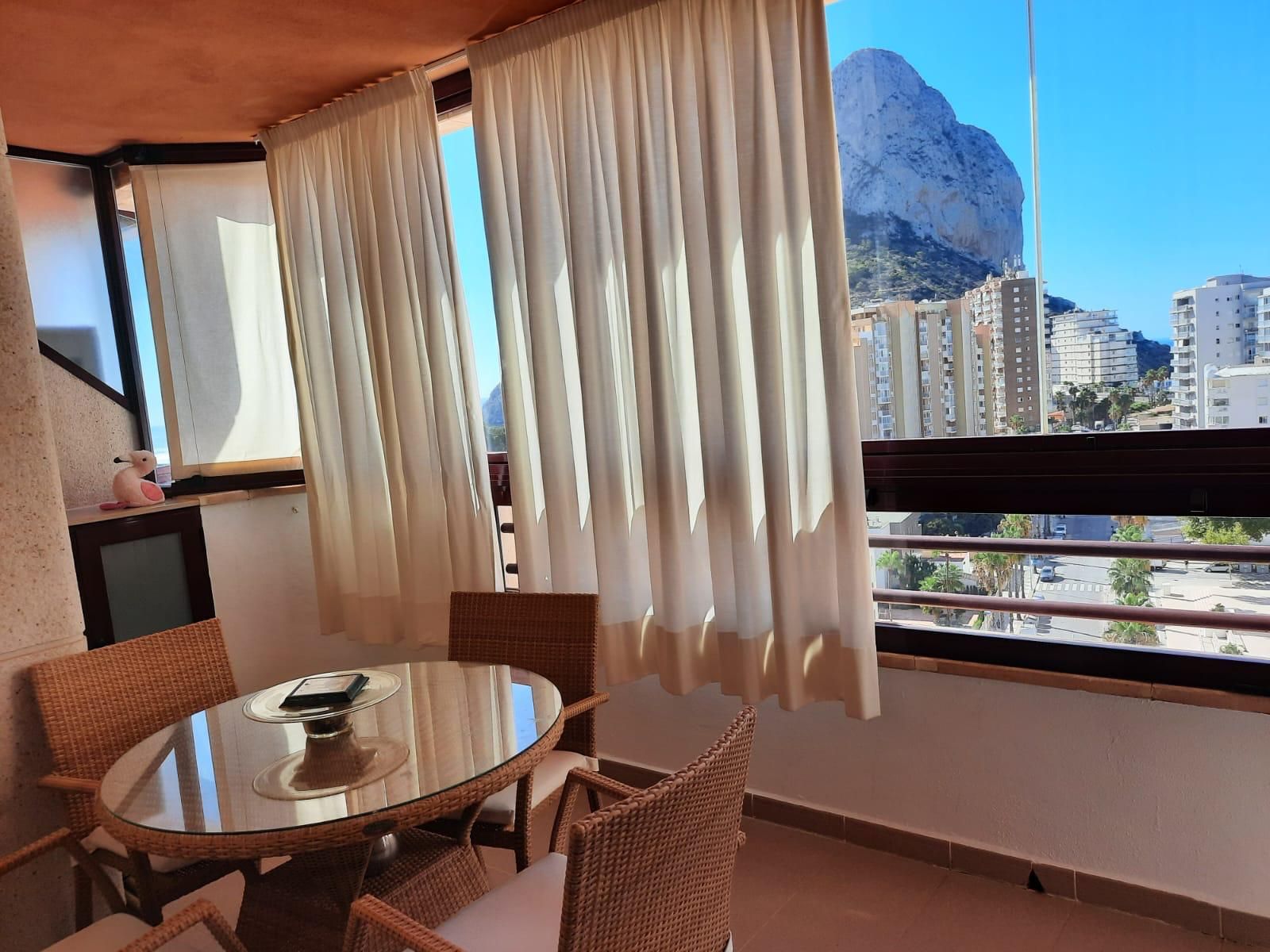Dormitori de Apartament en venda en Calpe / Calp amb Aire condicionat, Calefacció i Jardí privat