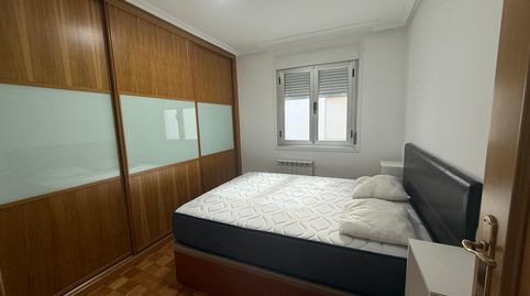 Foto 3 de Apartamento de alquiler en Calle del Obispo Almarcha, 44, El Ejido - Santa Ana, León Capital