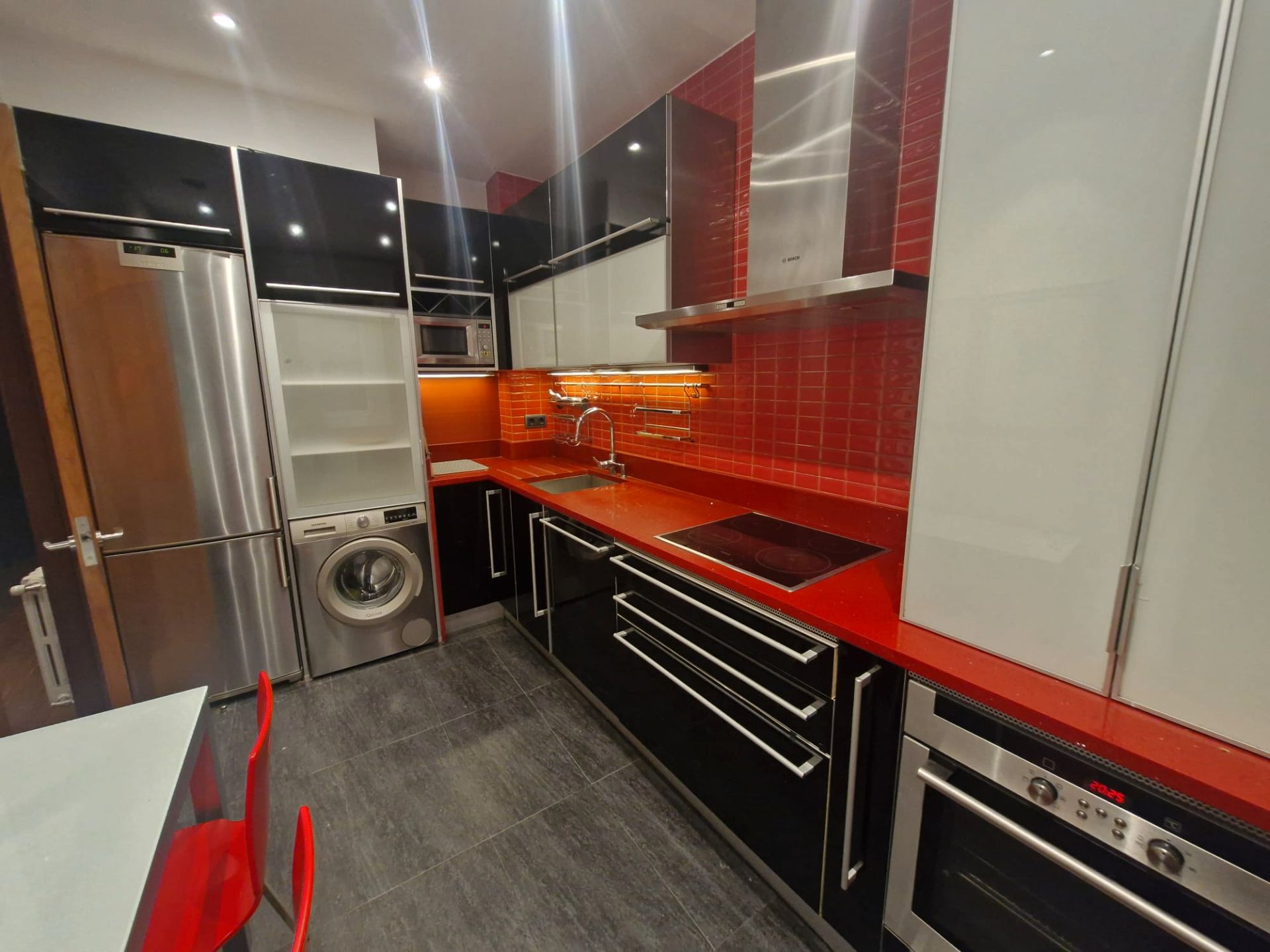 Küche von Wohnungen zur Miete in Ourense Capital  mit Heizung, Parkett und Möbliert