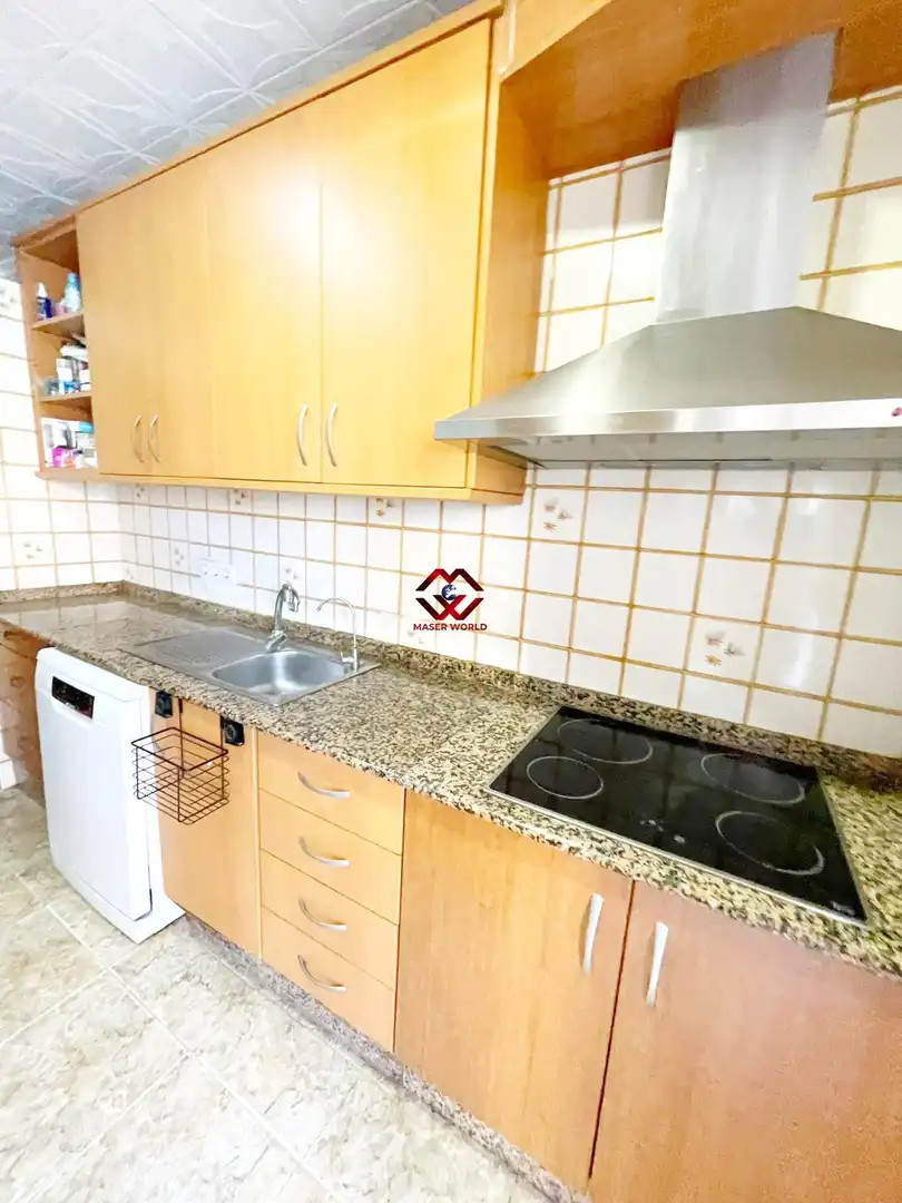 Chalet con jardín en venta en Calle islas azores, imagen 6
