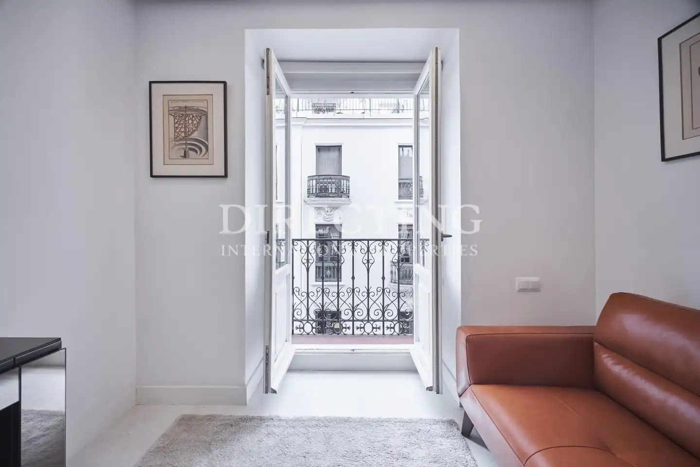 Außenansicht von Maisonette zum Verkauf in Madrid mit Klimaanlage, Heizung und Möbliert