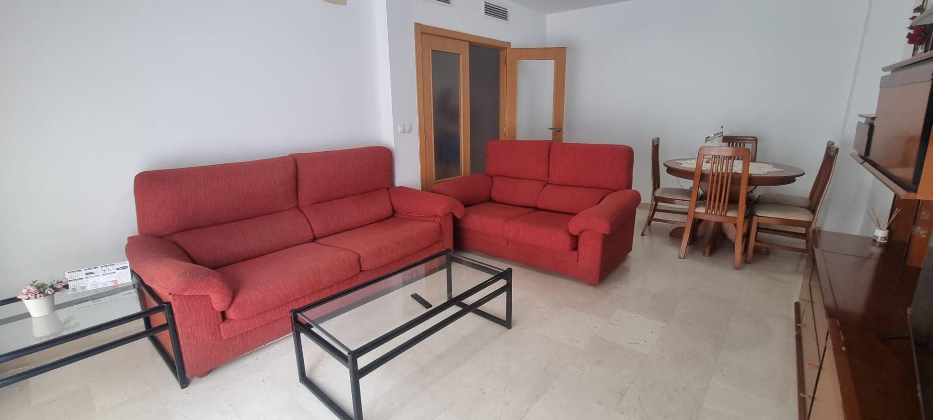 Sala d'estar de Pis de lloguer en Cartagena amb Balcó