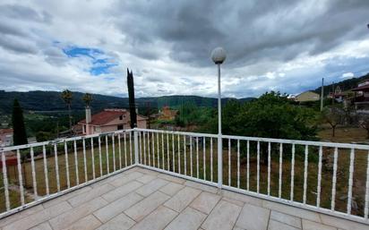 Terrassa de Casa o xalet en venda en Ourense Capital  amb Jardí privat