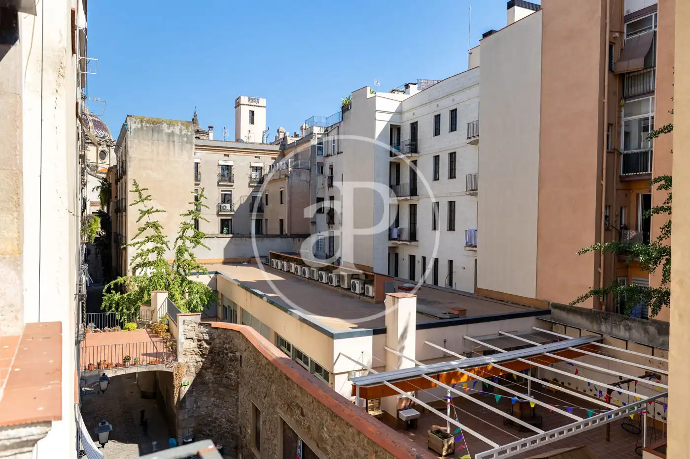Exterior view of Flat for sale in Barcelona  with Heating, Furnished and Balcony