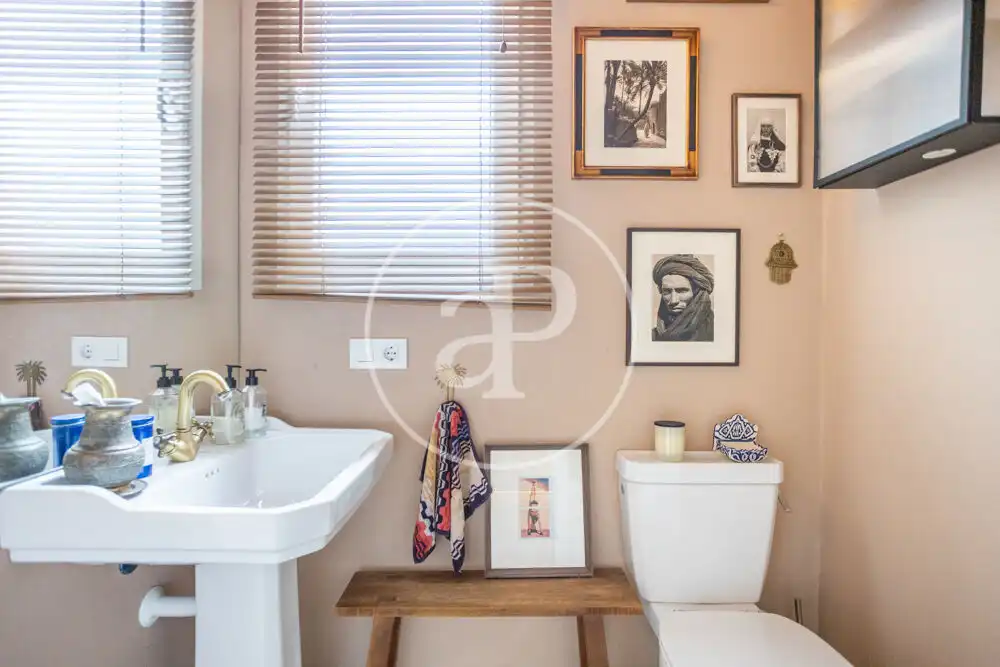 Baño de Piso de alquiler en Alfafar con Aire acondicionado, Calefacción y Terraza