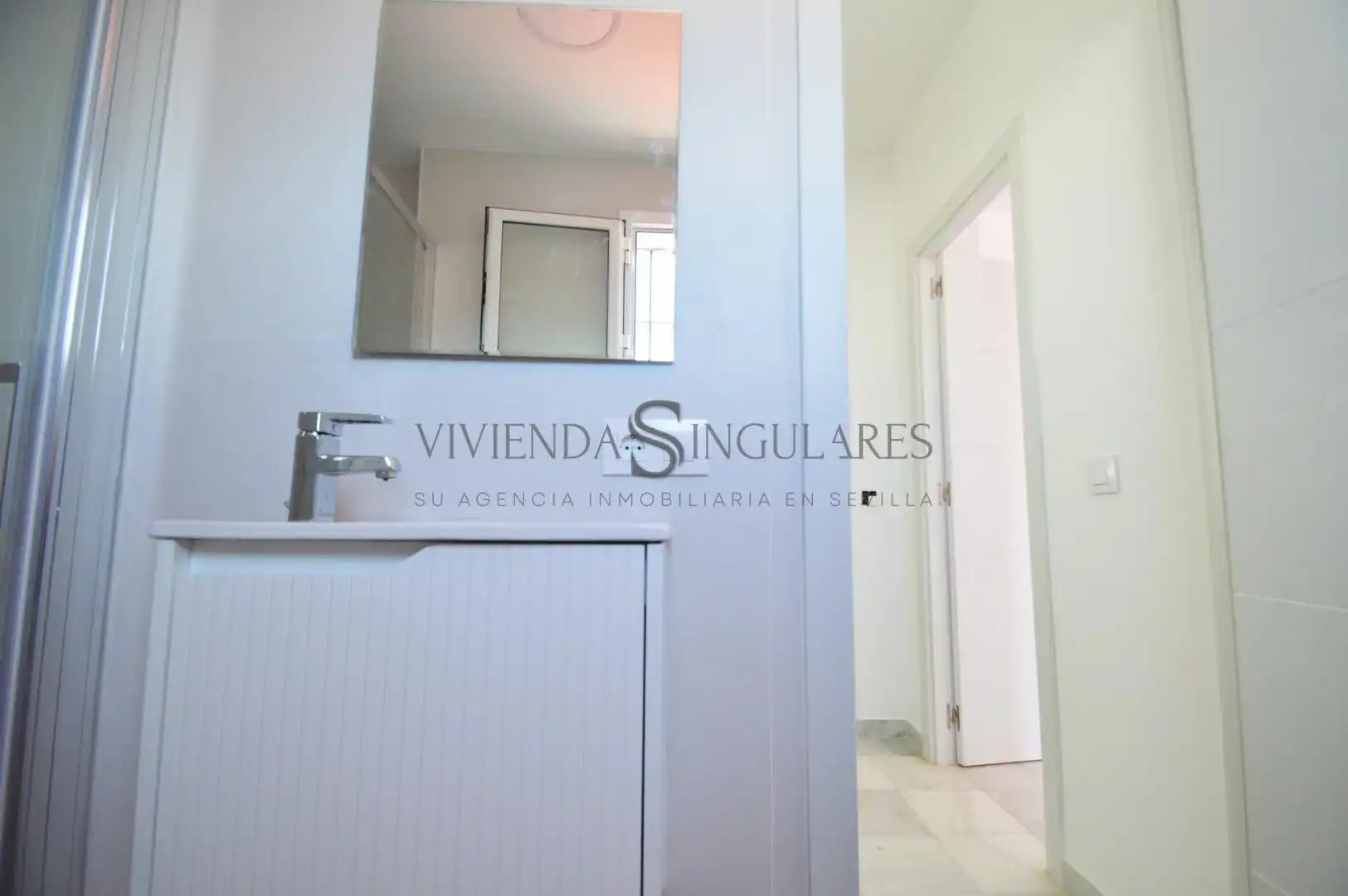 Baño de Ático de alquiler en Sevilla con Aire acondicionado, Calefacción y Terraza