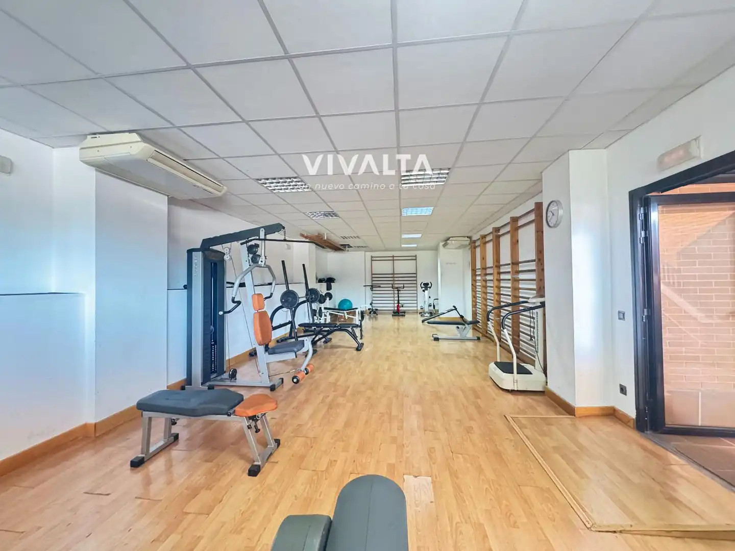 Flat for sale in Madrid  with Air Conditioner, Heating and Storage room