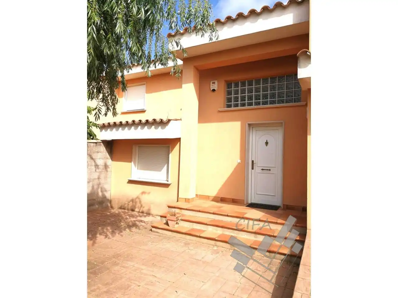 Casa adosada en venta en LAS MORERAS, Casco Urbano
