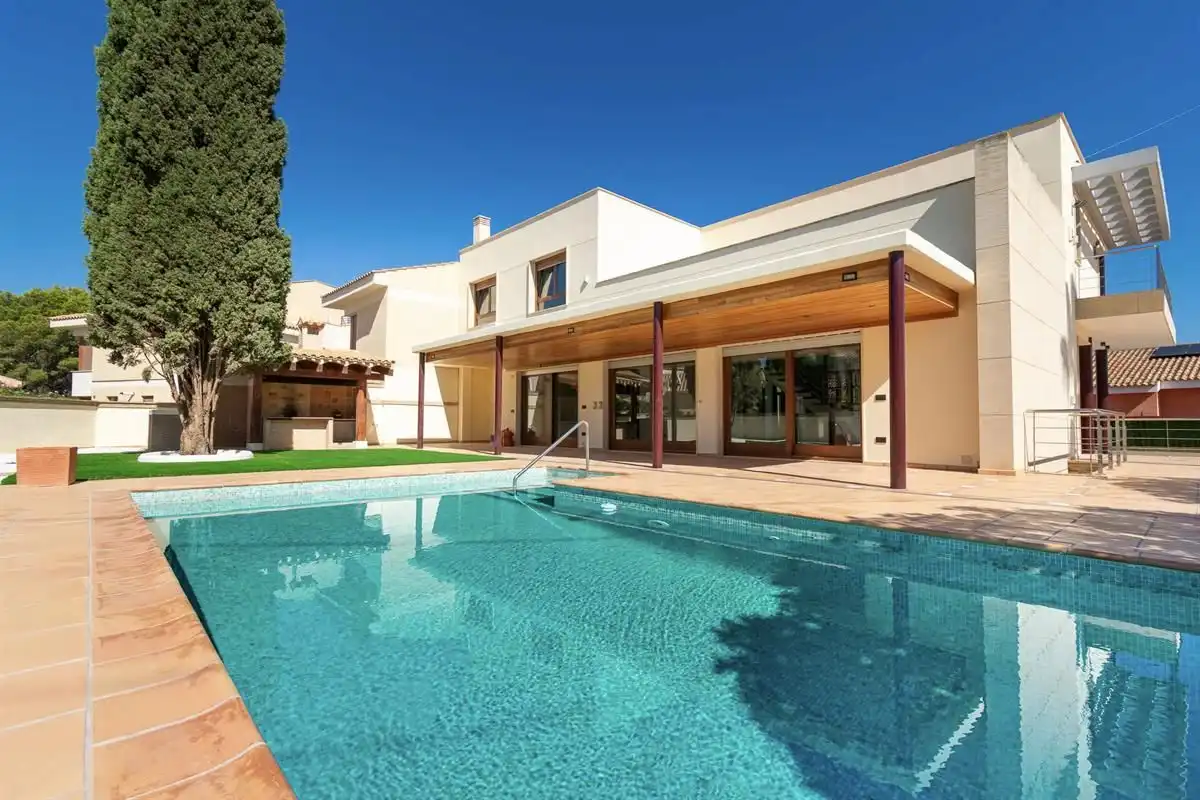 Piscina de Casa o chalet en venta en L'Alfàs del Pi con Aire acondicionado, Jardín privado y Terraza