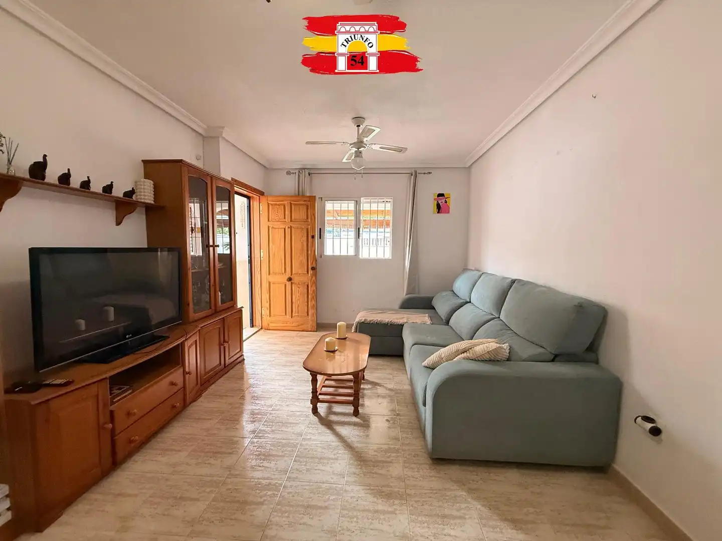 Sala de estar de Planta baja en venta en Pilar de la Horadada con Aire acondicionado, Jardín privado y Trastero