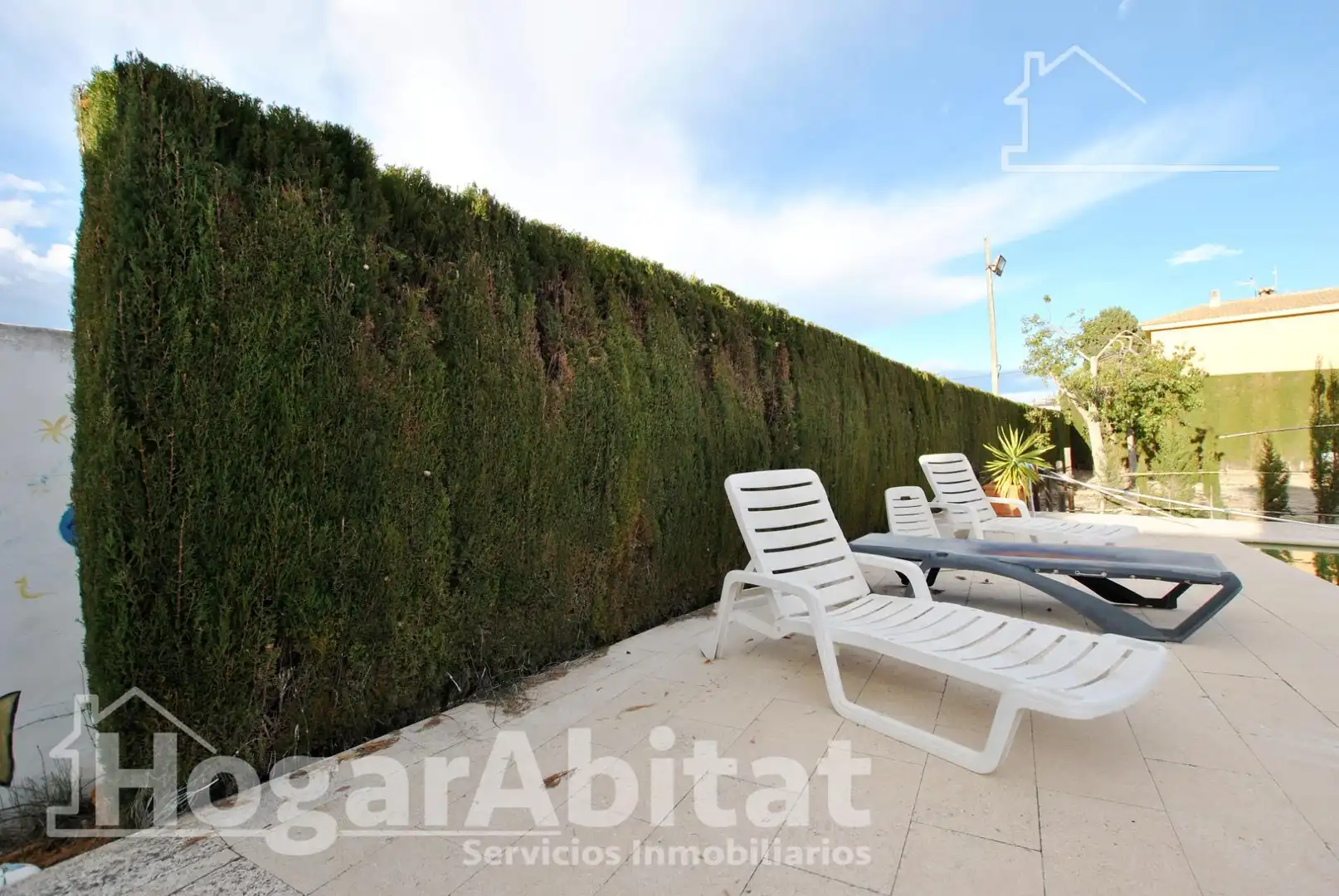 Jardí de Casa o xalet en venda en Oliva amb Aire condicionat, Jardí privat i Terrassa