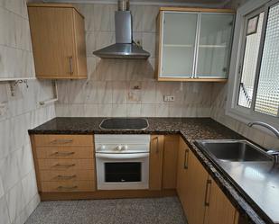 Kitchen of Flat for sale in Sabadell  with Air Conditioner, Heating and Oven