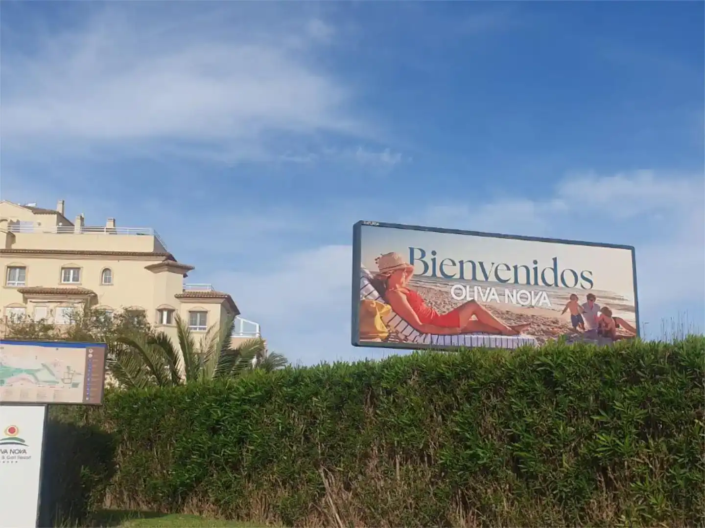 Casa adosada en venda en Oliva amb Aire condicionat, Piscina i Balcó