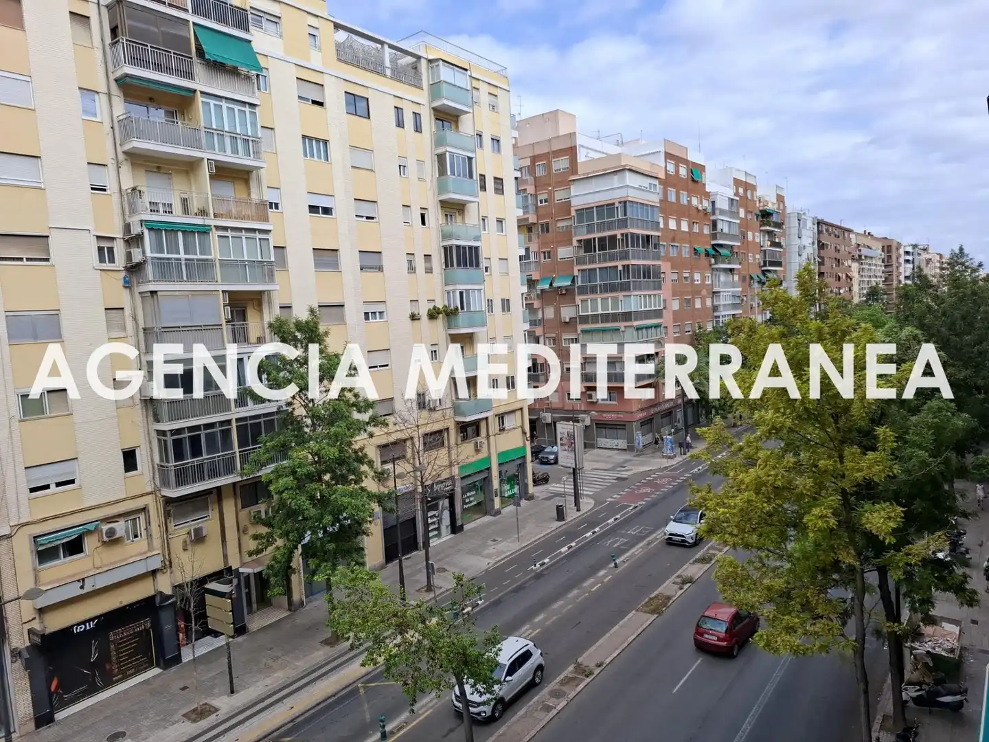 Vista exterior de Piso en venta en Valencia