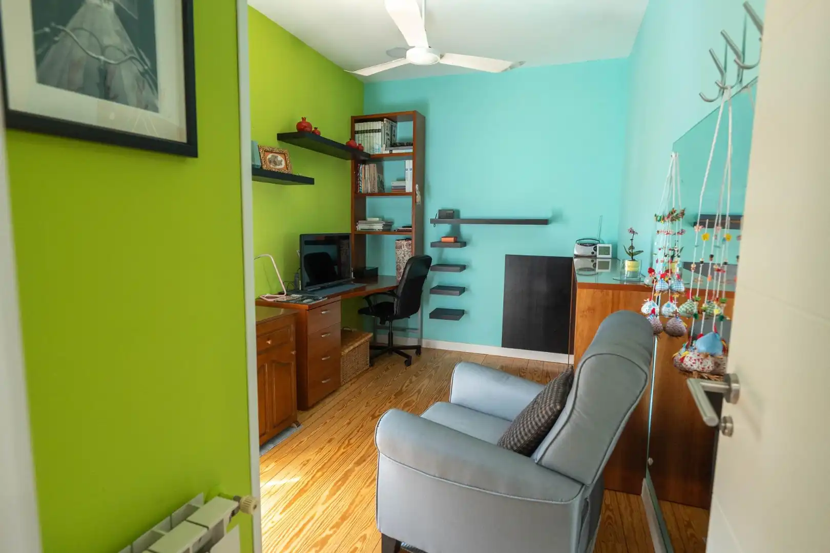 Wohnzimmer von Haus oder Chalet zum Verkauf in Madrid mit Klimaanlage, Heizung und Privatgarten