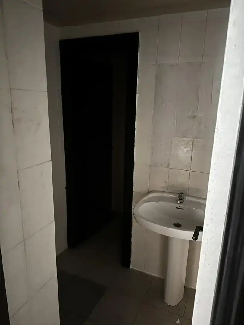 Badezimmer von Geschaftsraum zur Miete in Medina de Rioseco mit Klimaanlage