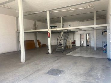 Nave industrial en alquiler en Calle Camino del Molino 22