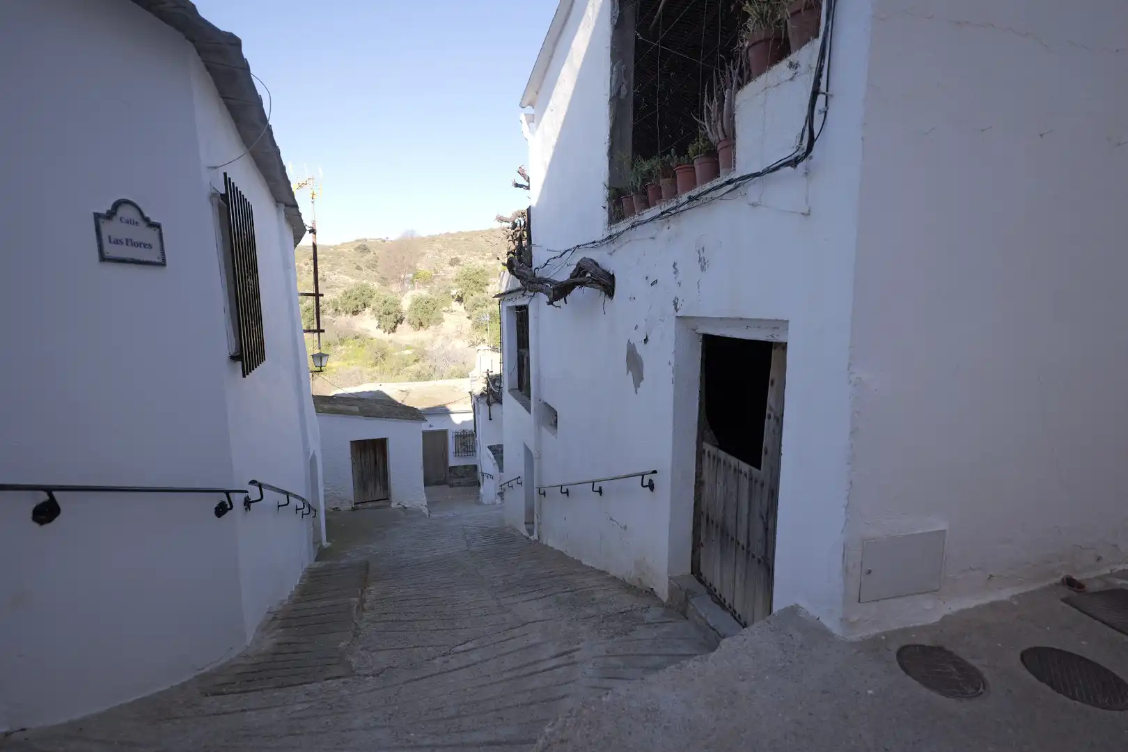 Vista exterior de Casa adosada en venda en Lobras amb Terrassa