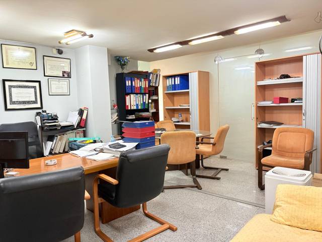 Oficina en Venta en Huerta Belón - Calvario