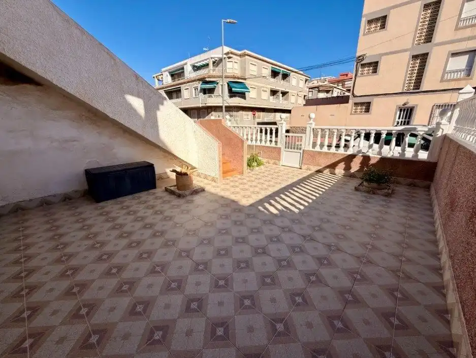 Maison mitoyenne avec jardin à vendre à Zona Carrefour - Urbanizaciones, imagen 4