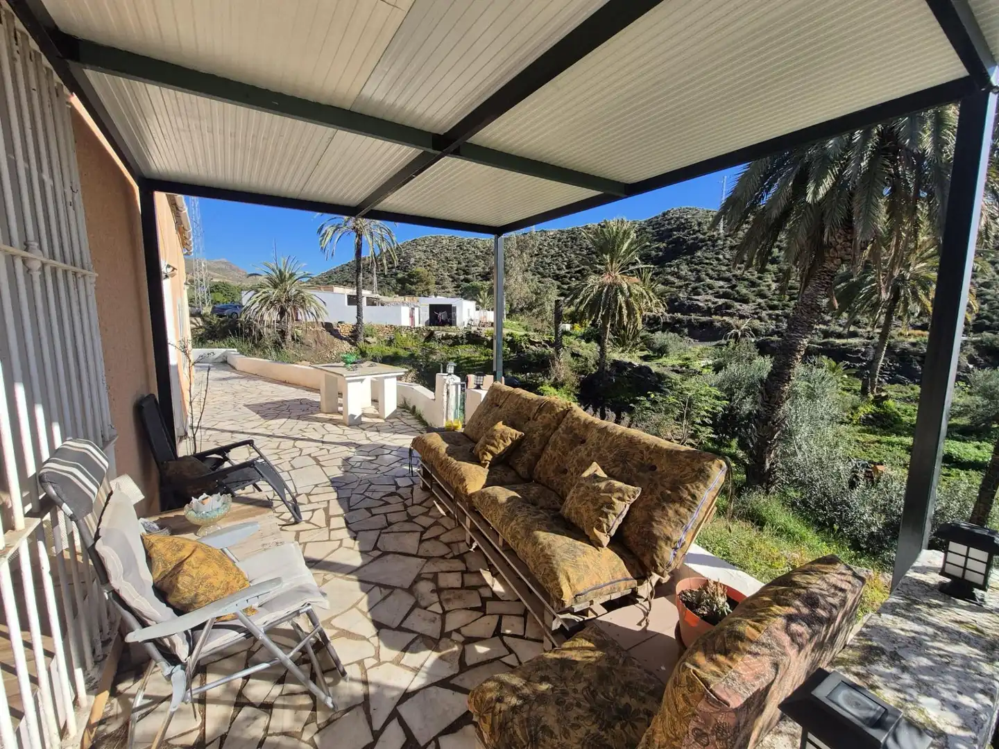 House with pool for sale in Carretera Jaravía, imagen 2