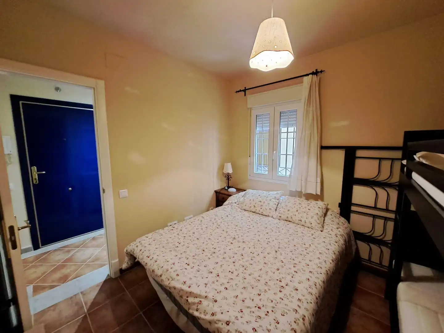 Dormitori de Apartament en venda en Ayamonte amb Terrassa, Moblat i Balcó