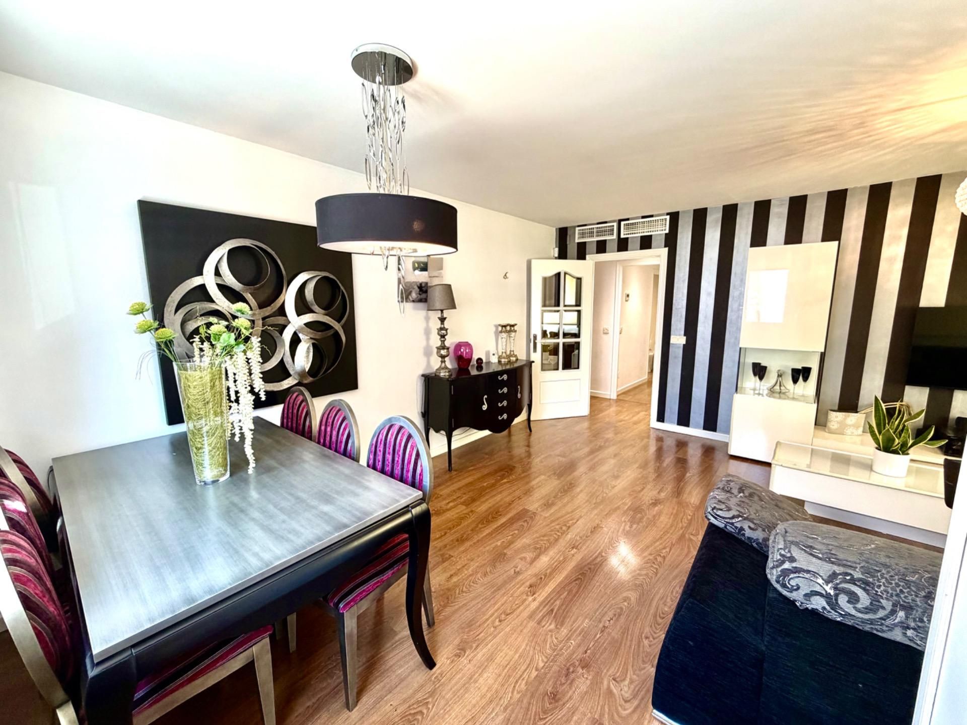 Dining room of Flat for sale in  Murcia Capital  with Air Conditioner, Parquet flooring and Storage room