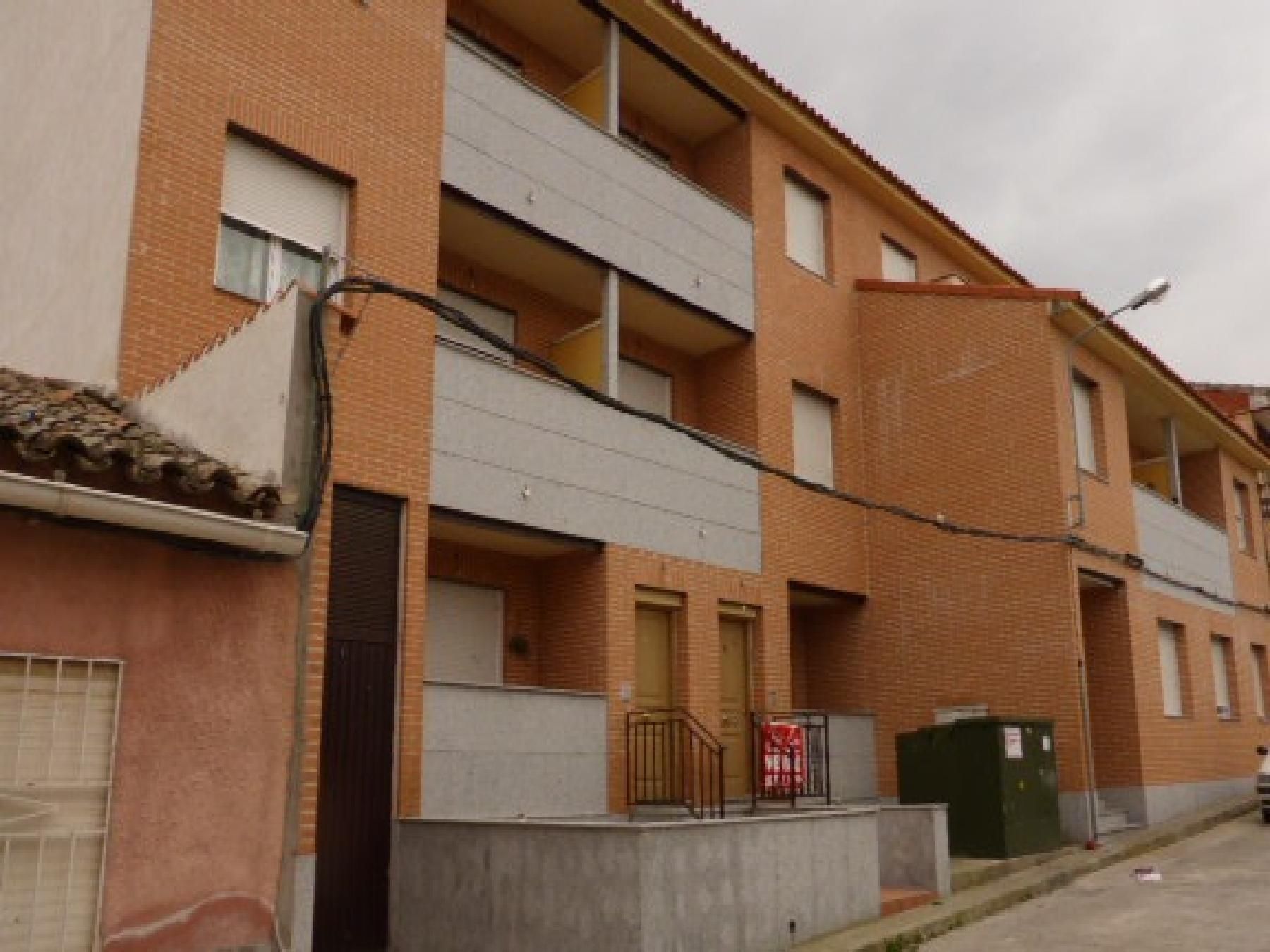 Vista exterior de Pis en venda en El Carpio de Tajo amb Terrassa
