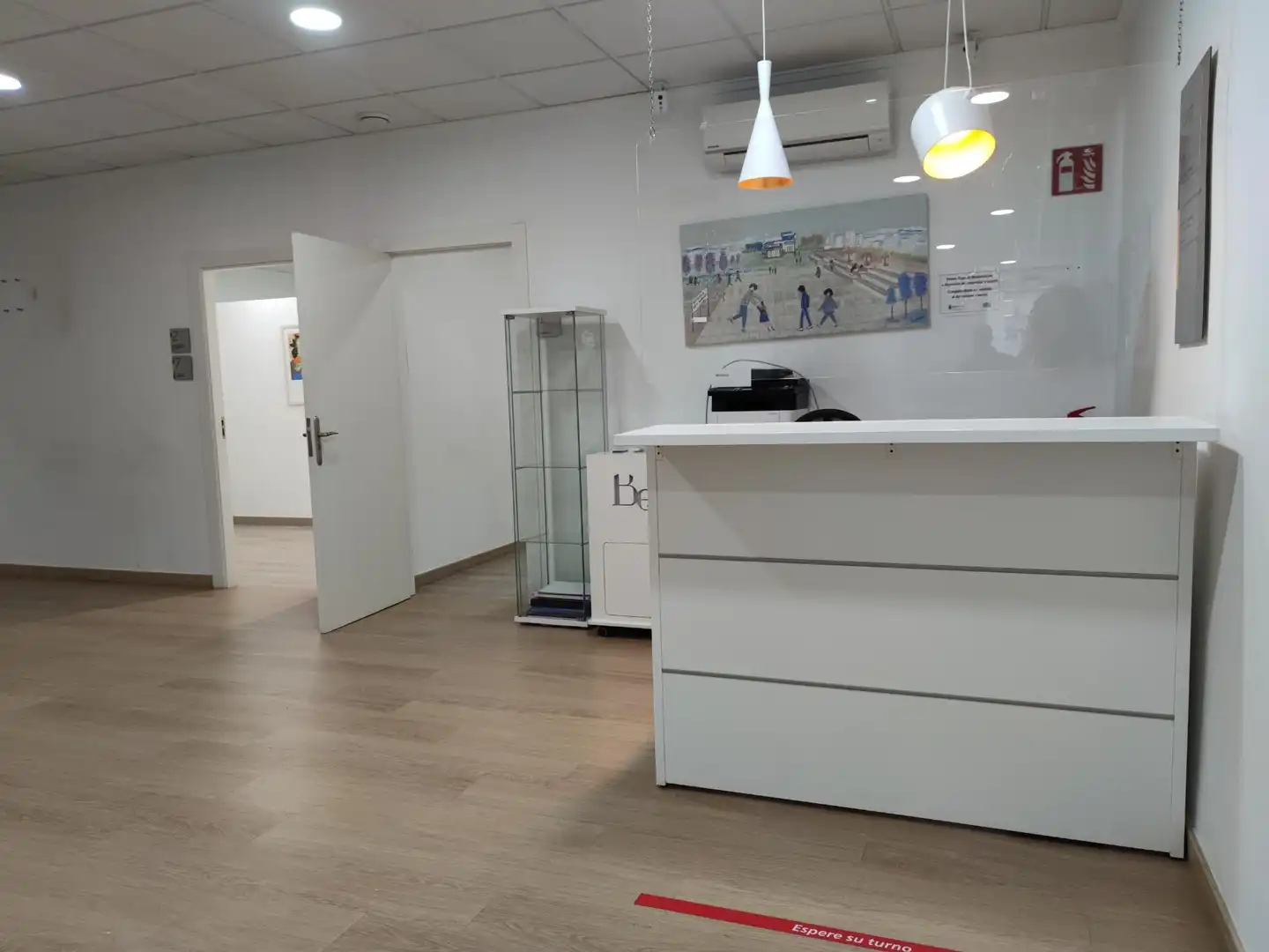 Local comercial en venda a Calle NTRA.SRA. DE LA CARIDAD