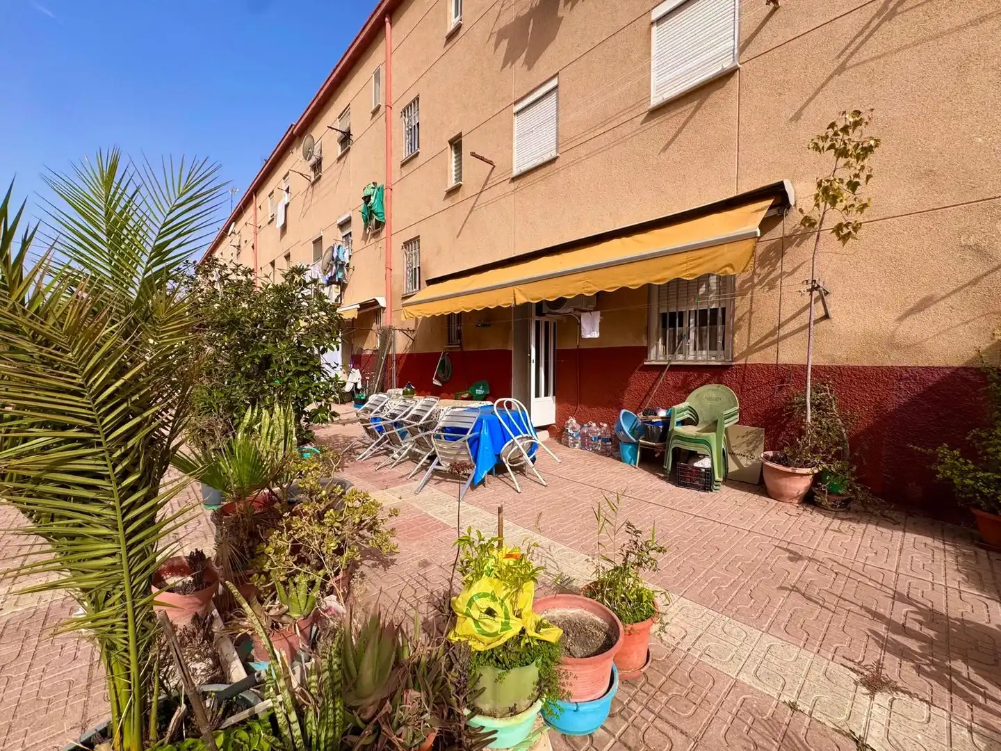 Vista exterior de Planta baixa en venda en Elche / Elx amb Moblat