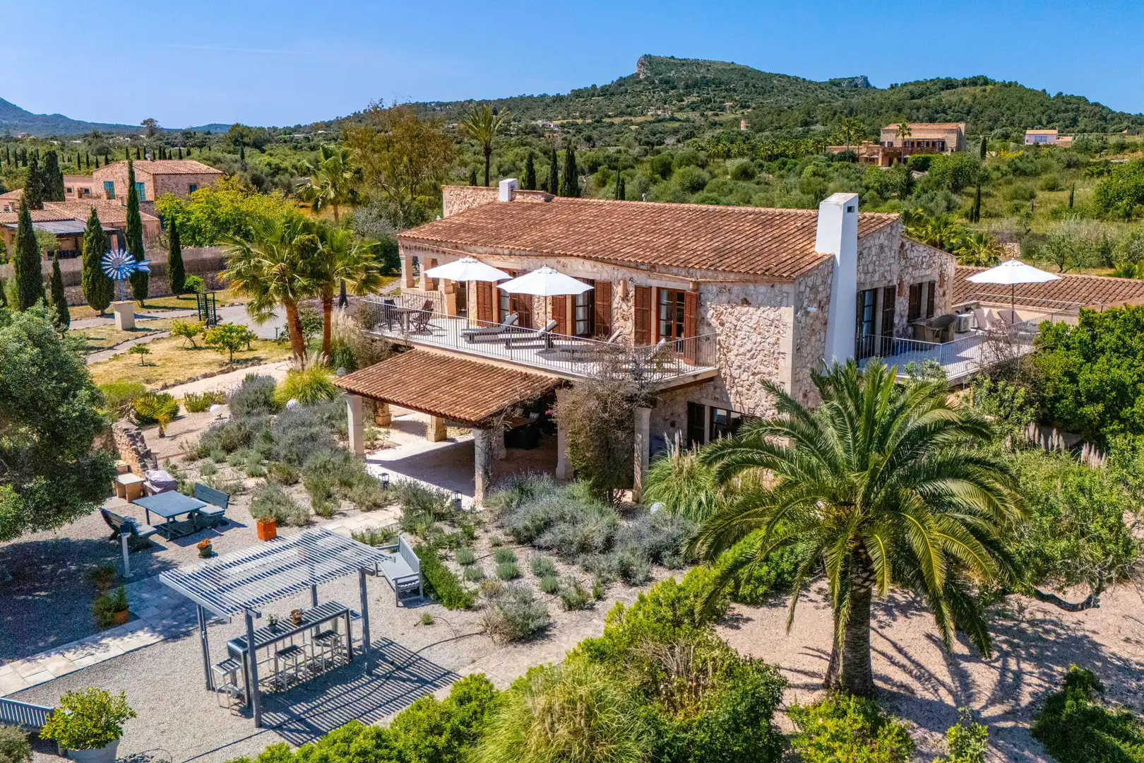 Vista exterior de Finca rústica en venda en Felanitx amb Aire condicionat, Calefacció i Terrassa