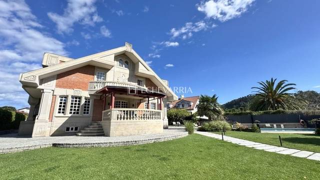 Casa-chalet en Venta en Plentzia