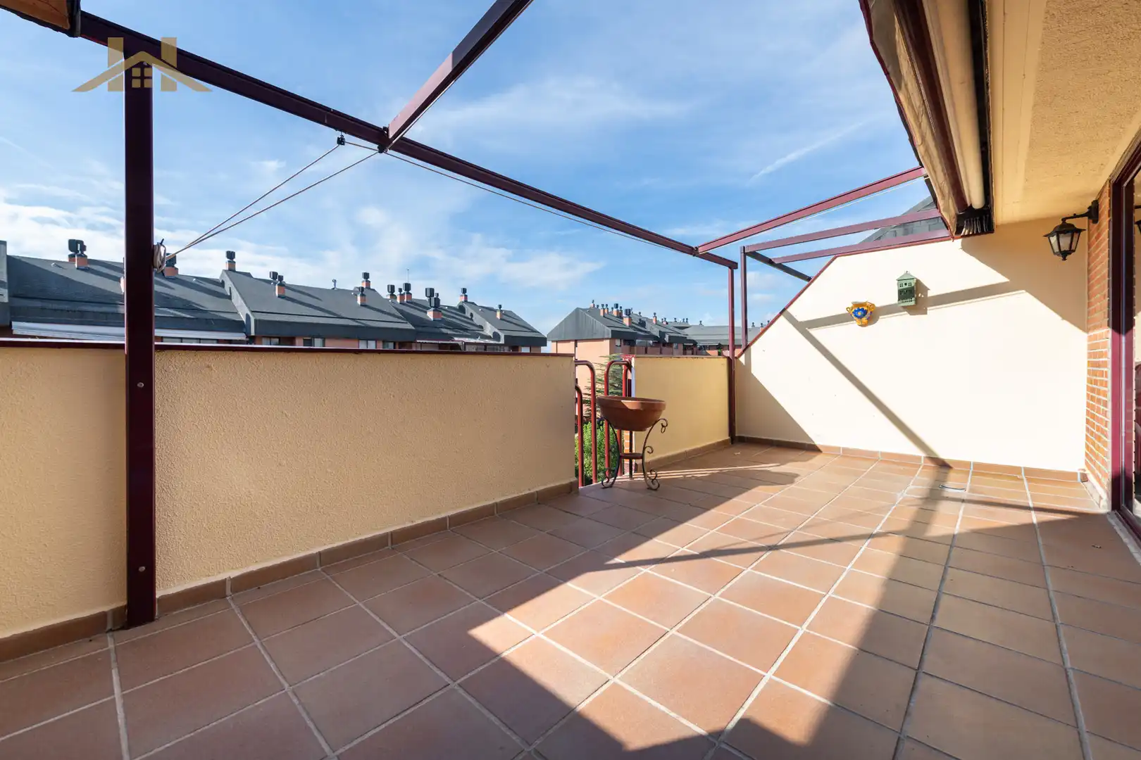 Flat with pool for sale in Paseo de la Chopera