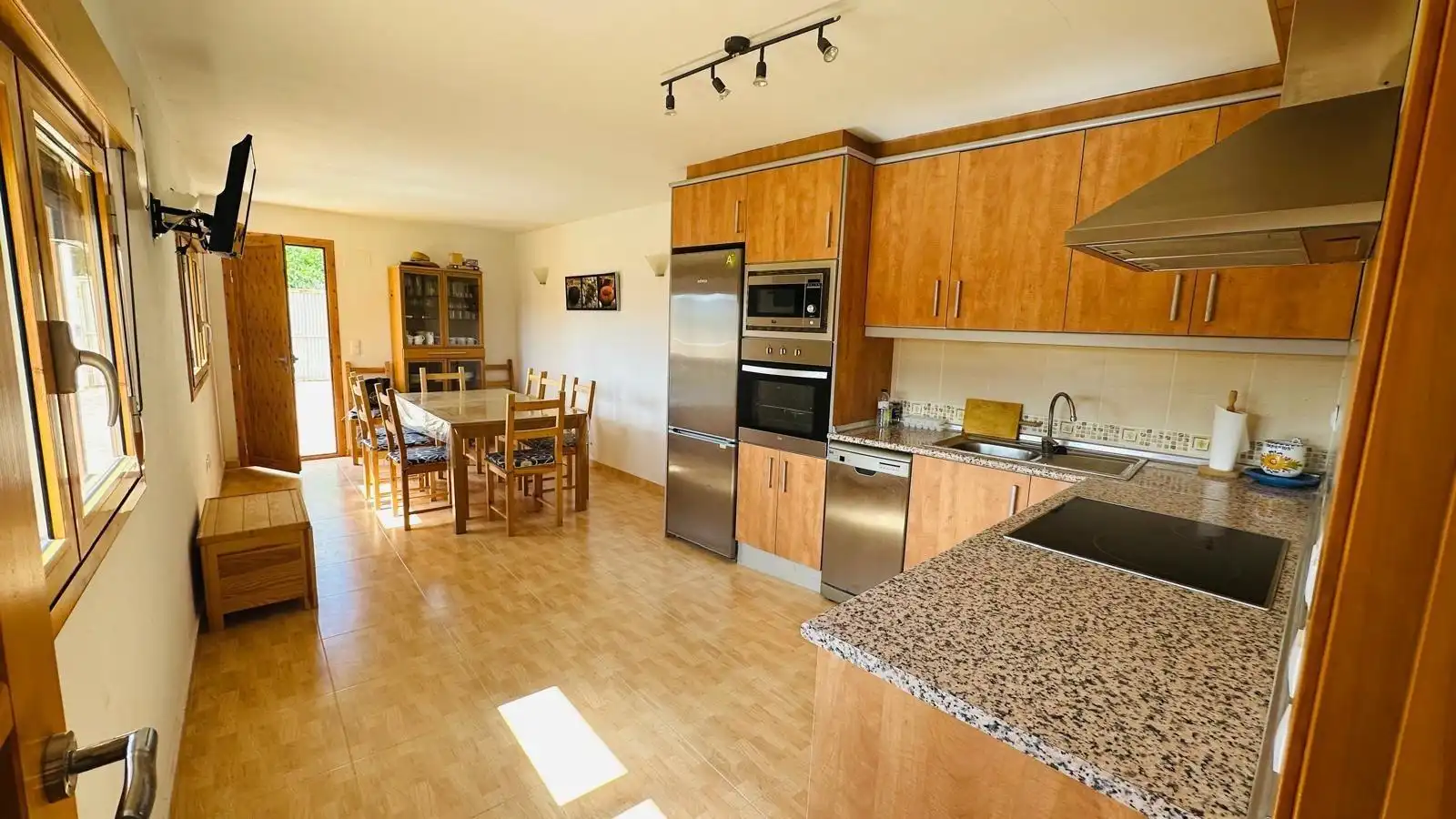 Cocina de Finca rústica en venta en Albalate del Arzobispo con Calefacción, Terraza y Trastero