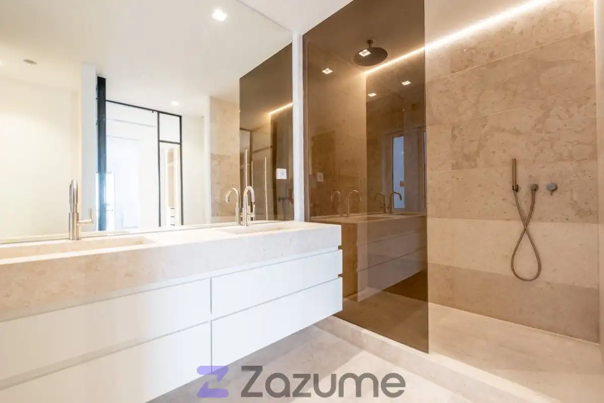 Baño de Piso de alquiler en Zaragoza con Aire acondicionado, Calefacción y Horno