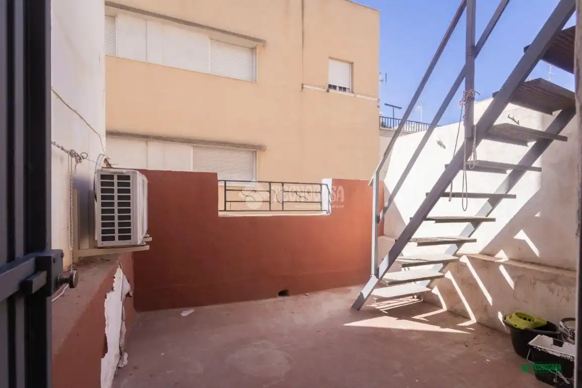 Vista exterior de Casa o xalet en venda en Almería