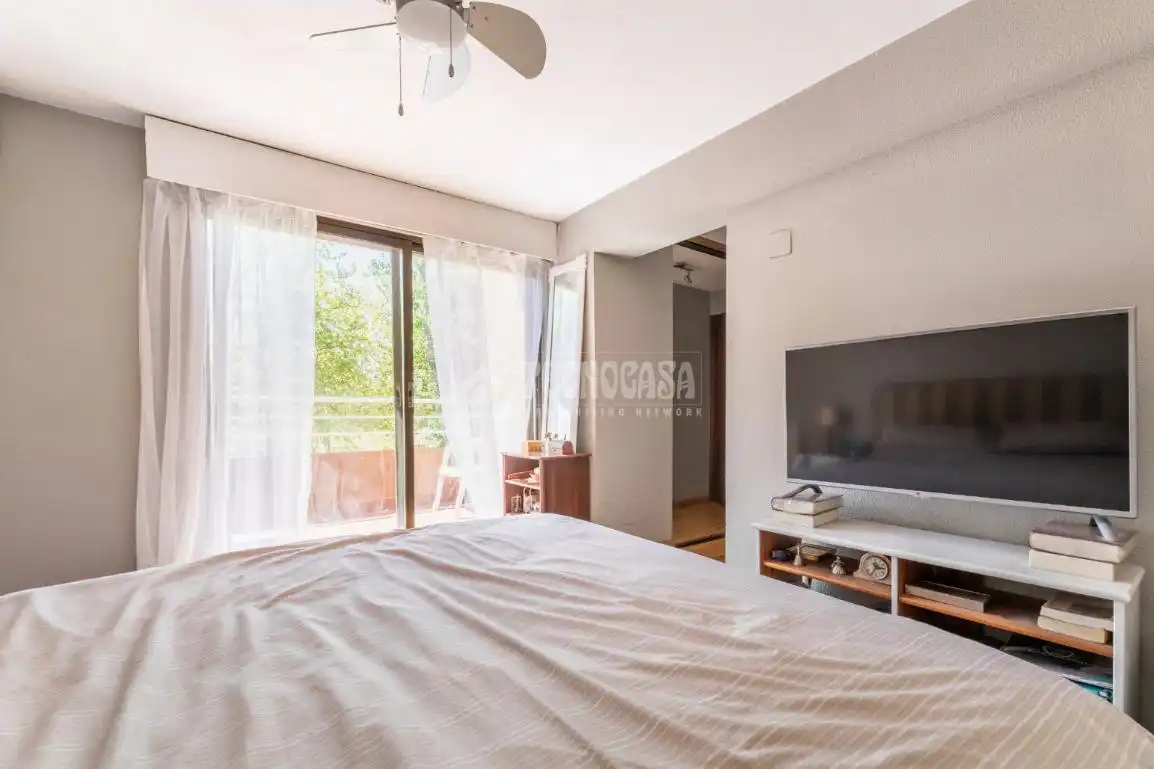 Habitación de Casa adosada en venta en Las Rozas de Madrid con Aire acondicionado, Calefacción y Terraza