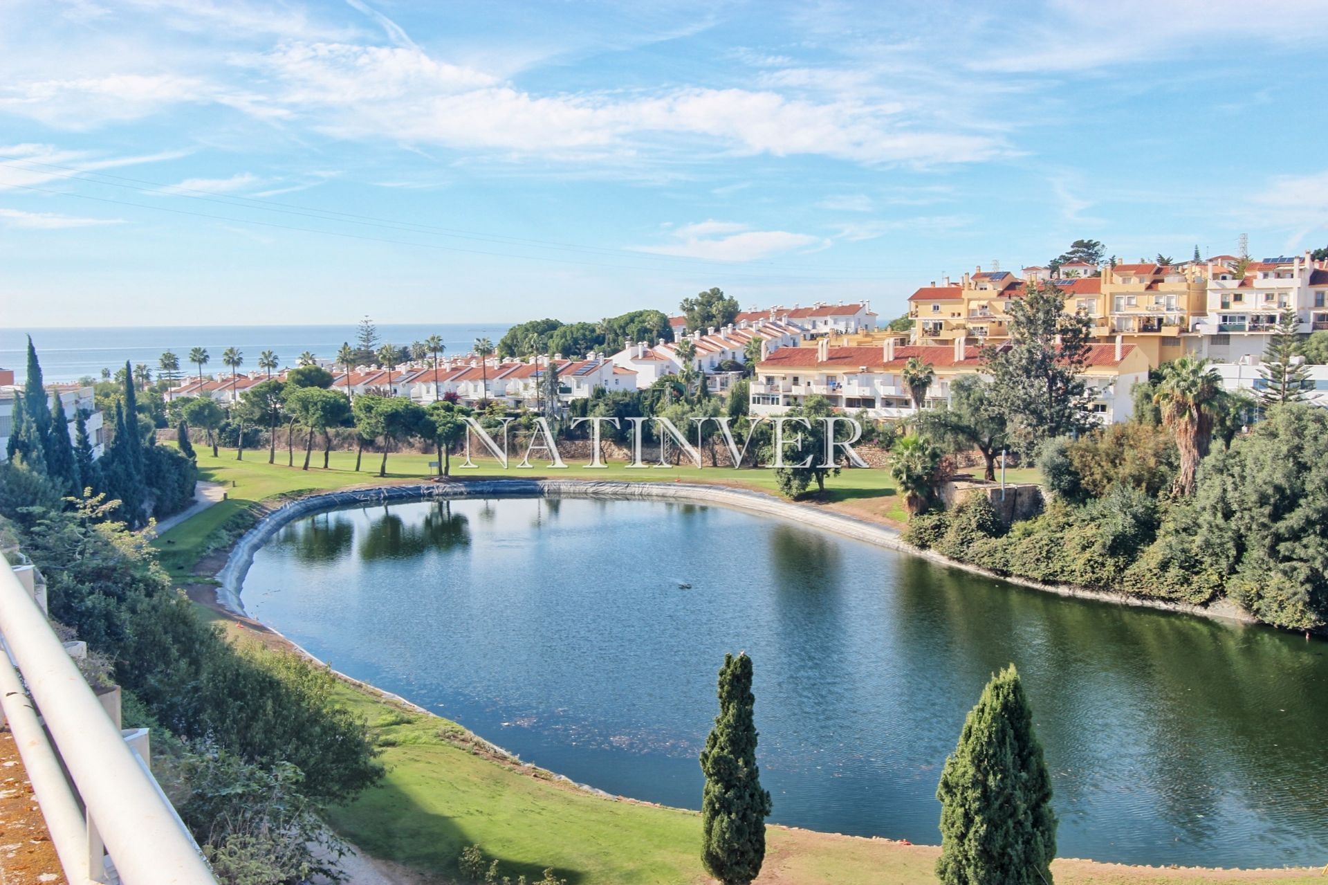 Vista exterior de Casa adosada en venta en Rincón de la Victoria con Aire acondicionado, Calefacción y Jardín privado