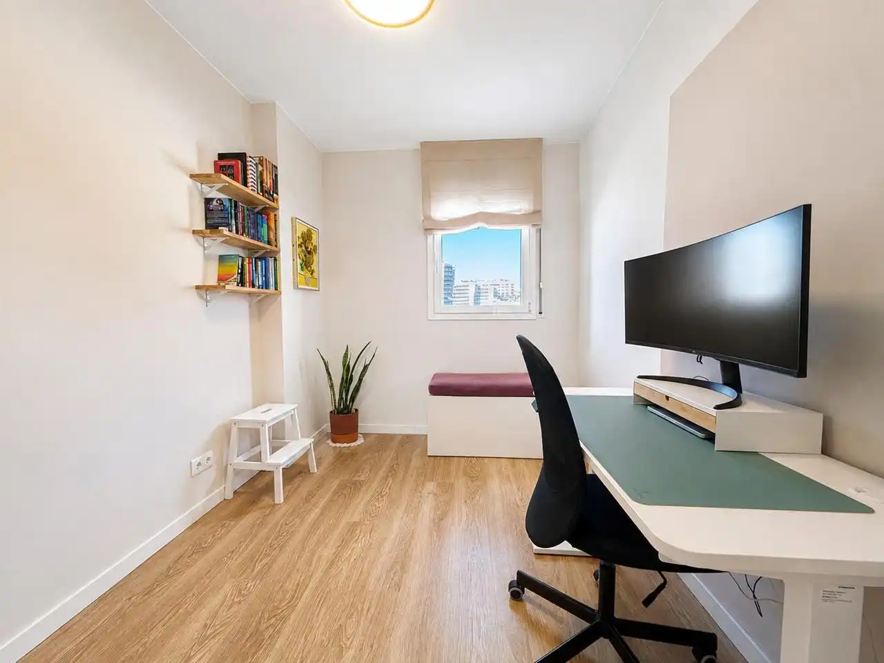Schlafzimmer von Wohnung zum Verkauf in Badalona mit Klimaanlage, Heizung und Terrasse