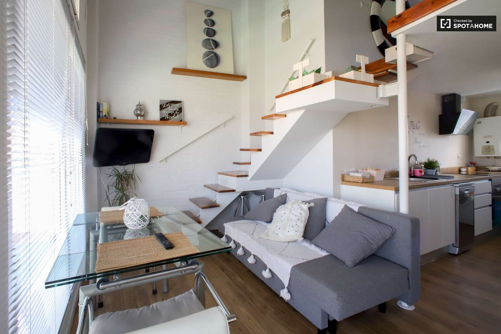 Apartament per a compartir a Russafa