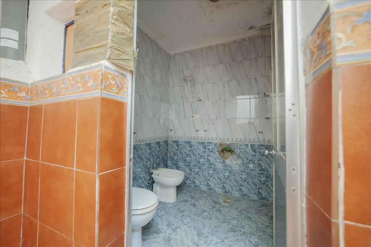 Bany de Casa adosada en venda en Paterna del Campo