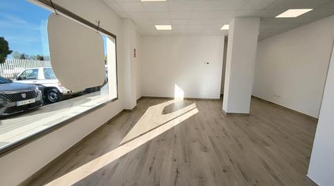 Photo 2 of Premises to rent in Calle Miguel Delibes, 12, Rodeo Alto - Guadaiza - La Campana, Málaga