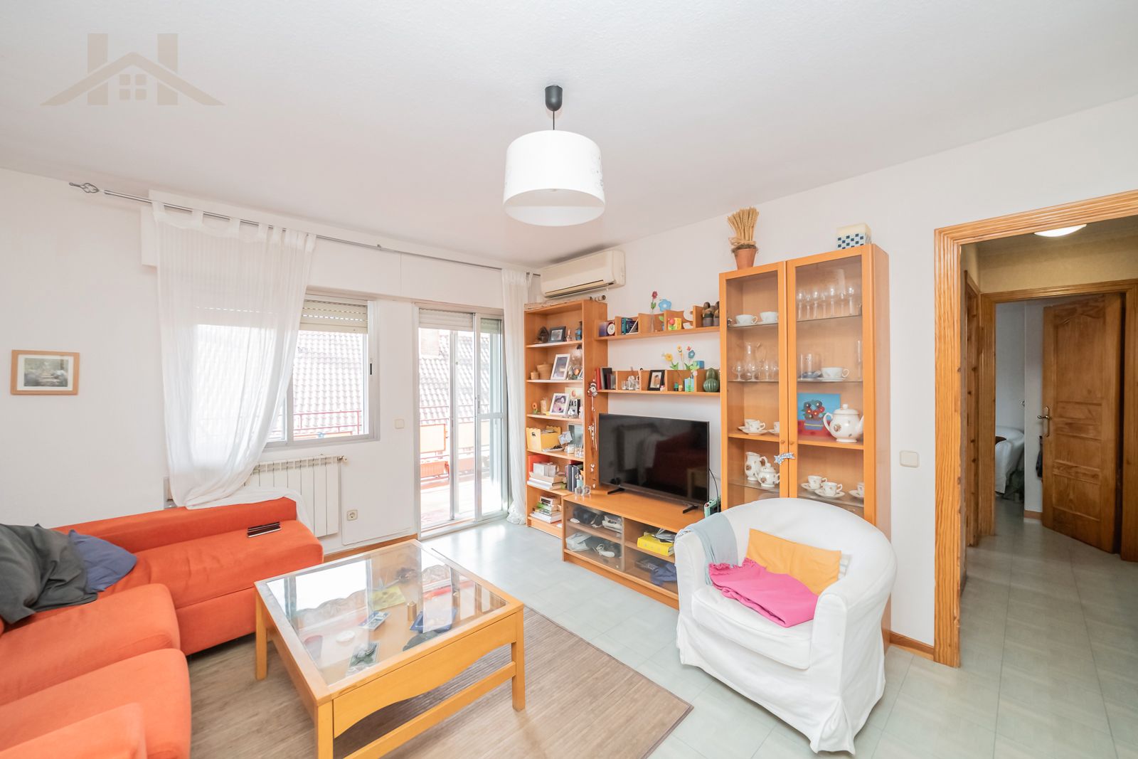Living room of Flat for sale in Collado Villalba  with Heating, Terrace and Community pool