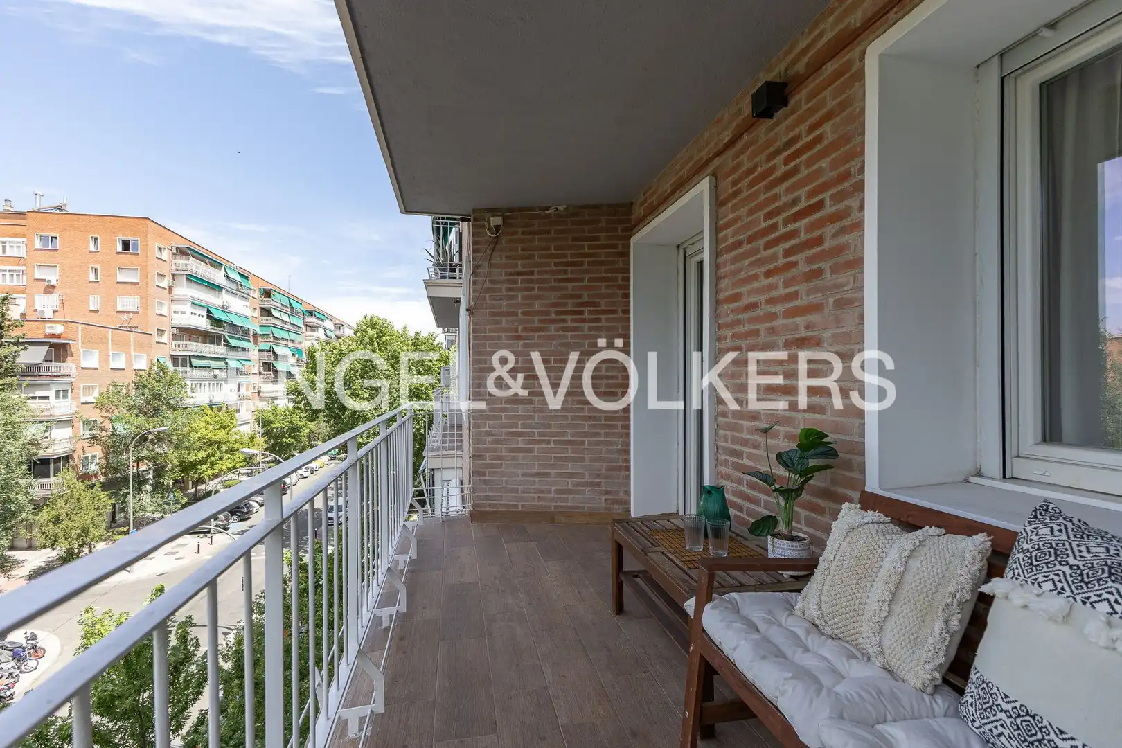 Balcony of Flat for rent in Madrid  with Air Conditioner, Heating and Terrace