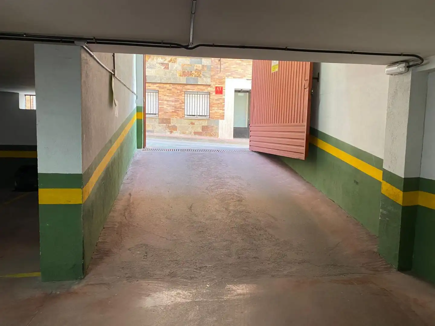Parking de Garaje en venta en Candeleda