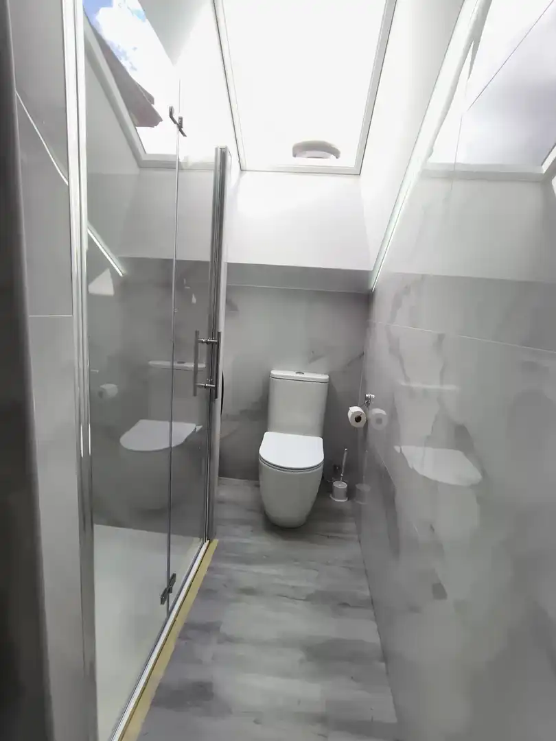 Bathroom of Attic for rent in Entrambasaguas  with Heating, Terrace and Furnished