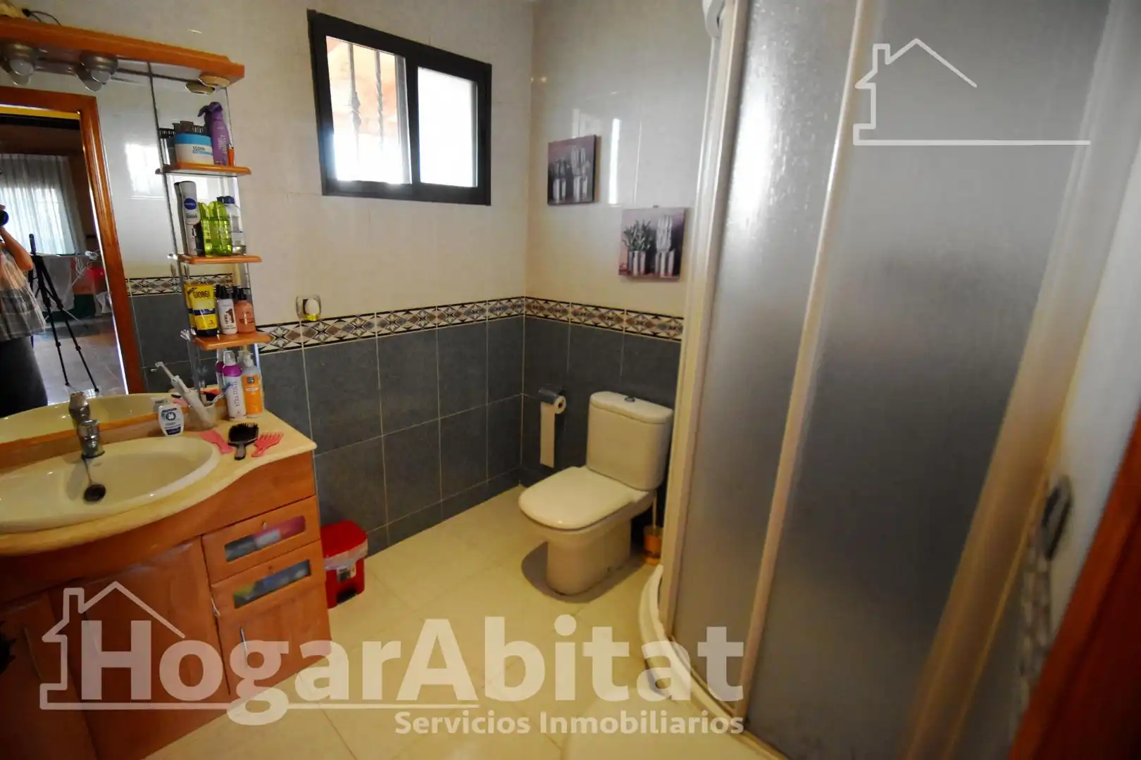 Badezimmer von Haus oder Chalet zum Verkauf in Castellón de la Plana / Castelló de la Plana mit Klimaanlage, Privatgarten und Terrasse