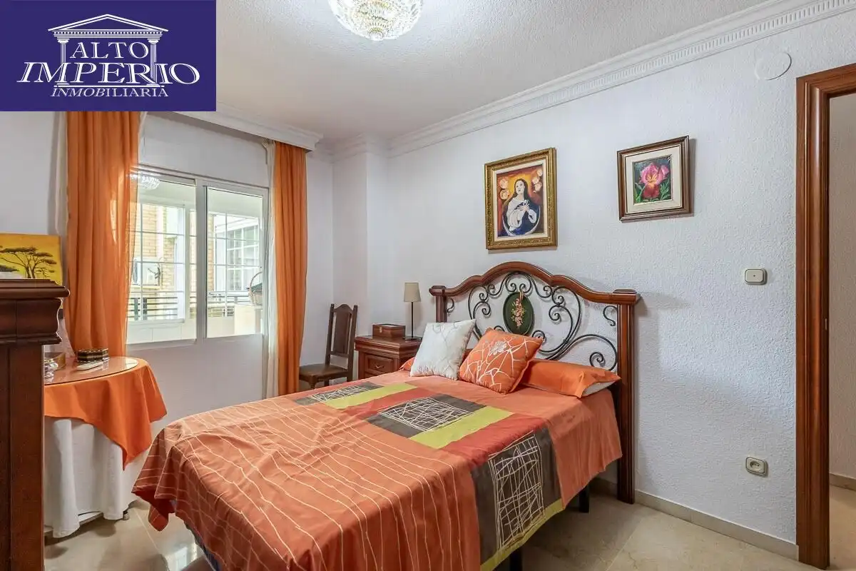 Piso con ascensor en venta en Calle ARQUITECTO JIMENEZ LACAL, imagen 17