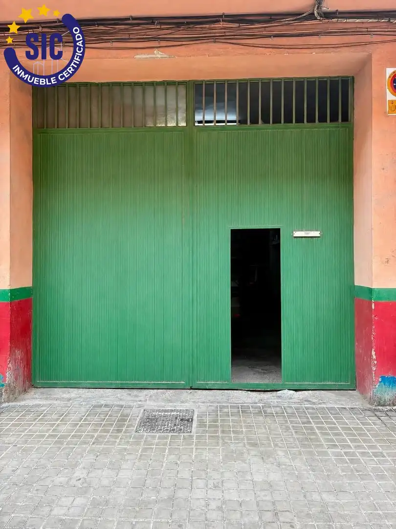 Gewerbefläche zum Verkauf in Calle SANTS DE LA PEDRA